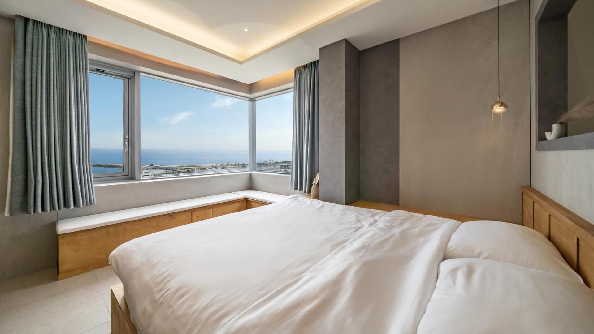 Goseong Gyeoulbada Ocean View Pension Room photo