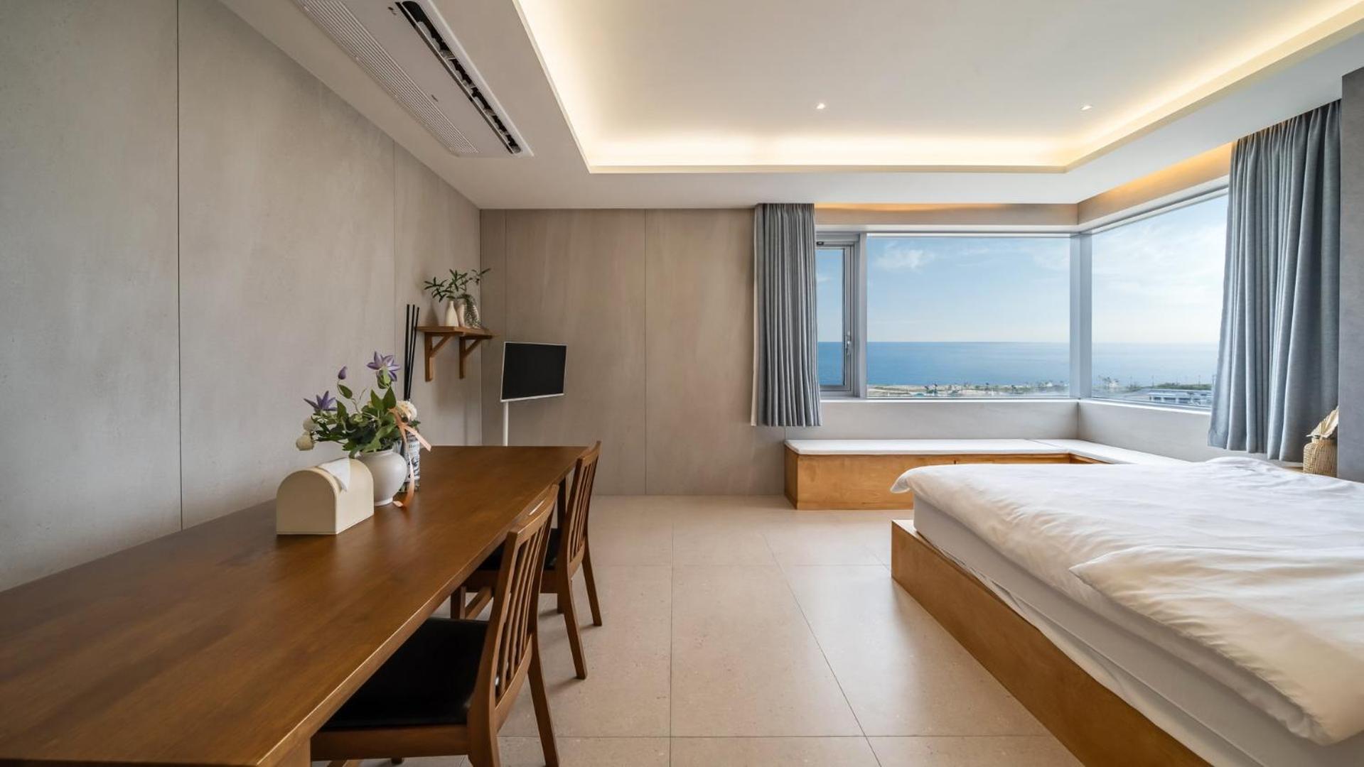 Goseong Gyeoulbada Ocean View Pension Room photo